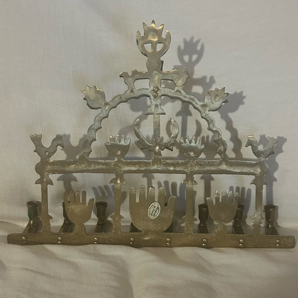 vintage judaica hamsa shapes brass wall mounted menorah Andrea by Sadek - Picture 5 of 10